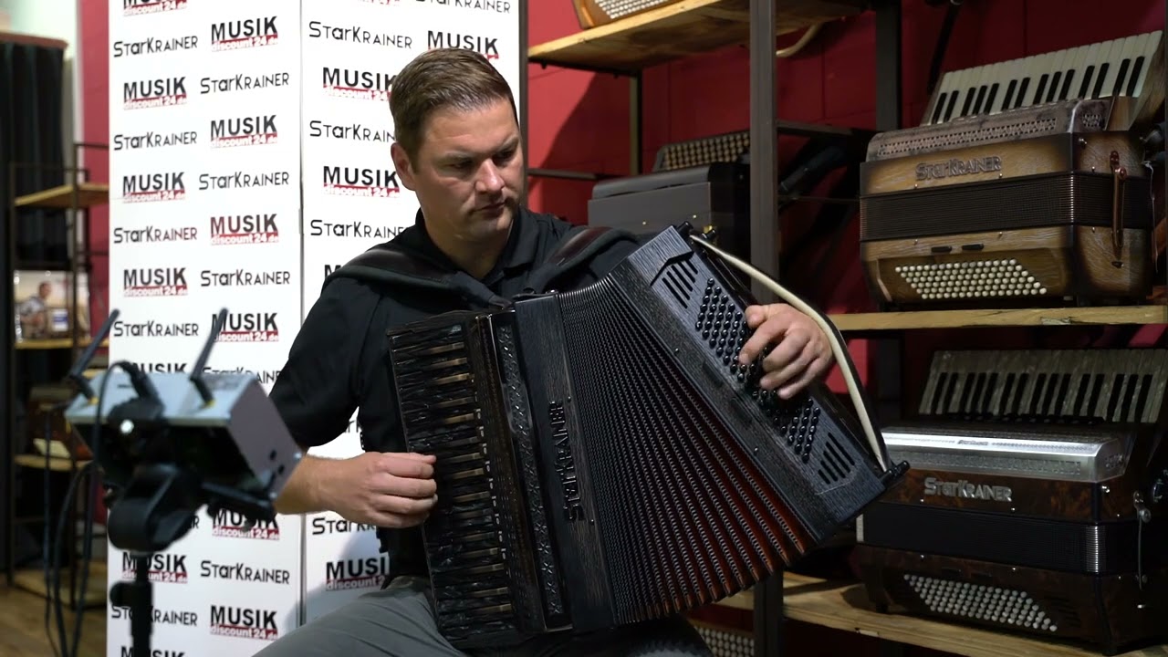 Franz Pöschl spielt mit SiMPL MIDI-System