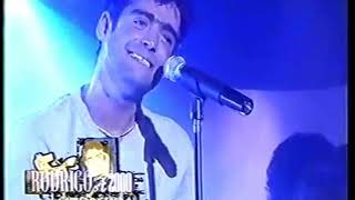 Video-Miniaturansicht von „Rodrigo - Ocho Cuarenta / Acústico Año 2000“