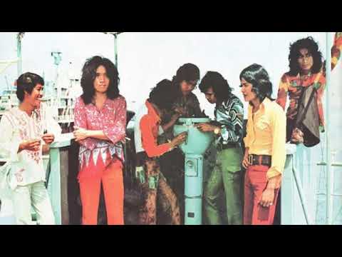 D'lloyd - Hanya Dalam Mimpi