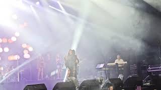 Hande Yener - Düşünme Hiç Kuruçeşme Konseri