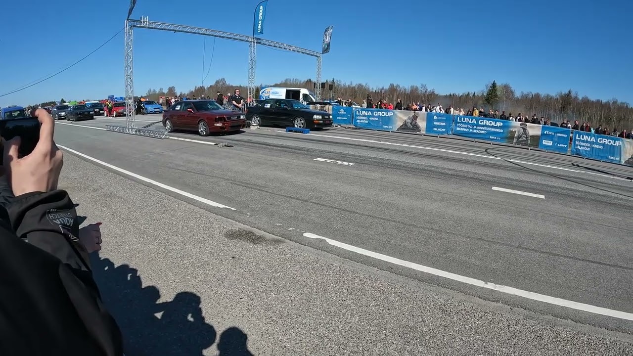 Audi 90 2.2t(11.8s) vs Audi S2 (12.1s) - 1/4mile dragrace