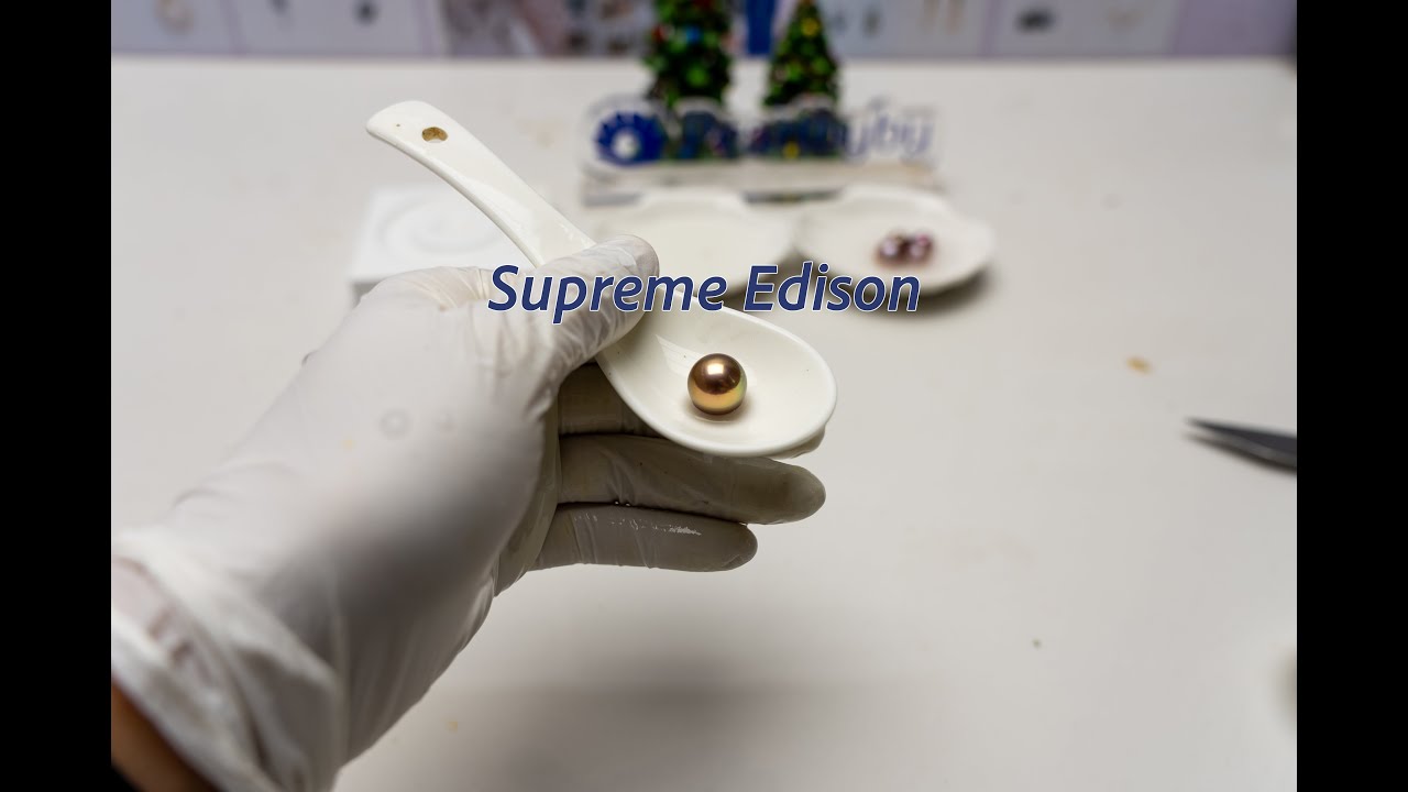 ASMR Fresh Water Pearls Clam Opening to Find a Pearl, from an Oysters Harvesting Original Pearl