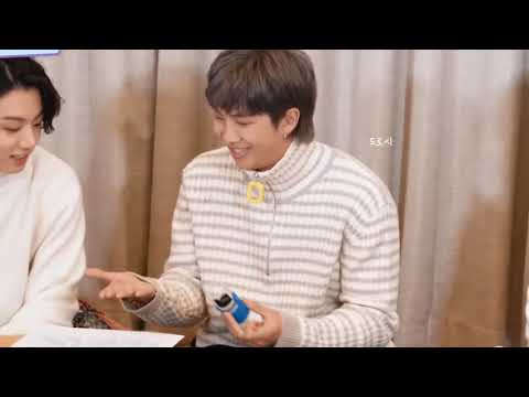 [방탄소년단/RM] 김남준 도장 반대로 들고 손바닥 찍은거 미치겠넼ㅋㅋㅋㅋ