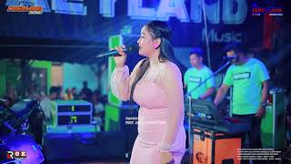 Paeyland   Cracked Glass  Selly Prawoto  Heri Setiawans Circumcision  Bandengan Jepara