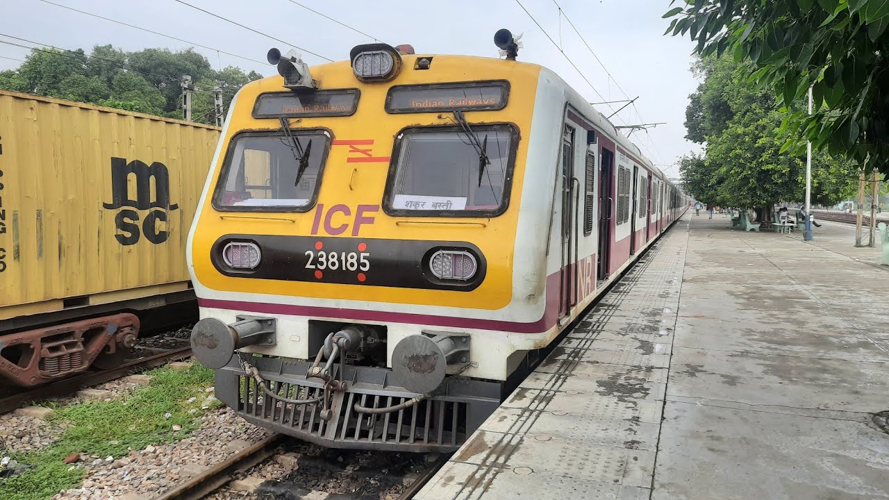 Full Journey from Train no. 04408 Shakur Basti to Palwal on EMU Local Train | Full Coverage