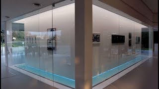 Floating Cube: 10 years 10 artists 10 works