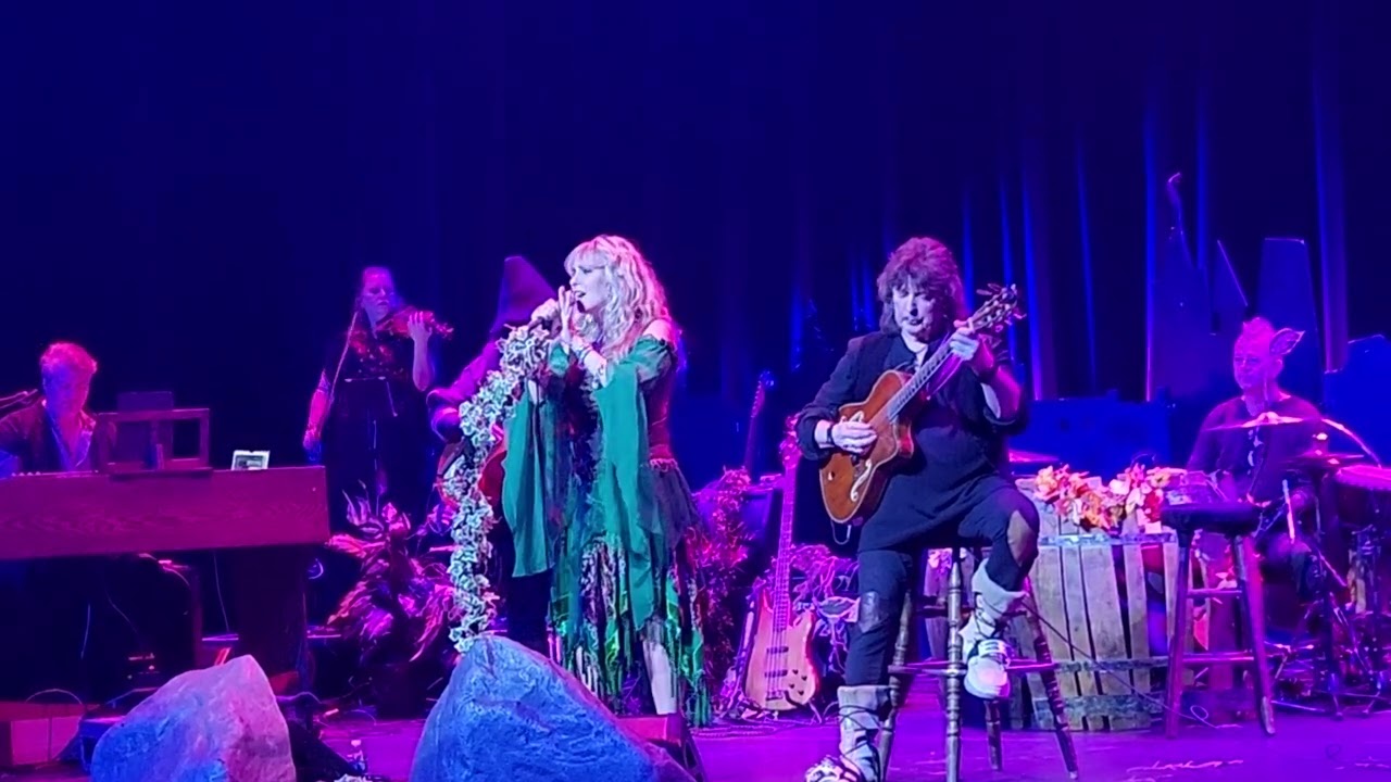 Blackmore's Night-"Soldier of Fortune (Deep Purple)" (11/13/25) Mickey's Black Box (Lititz, PA)