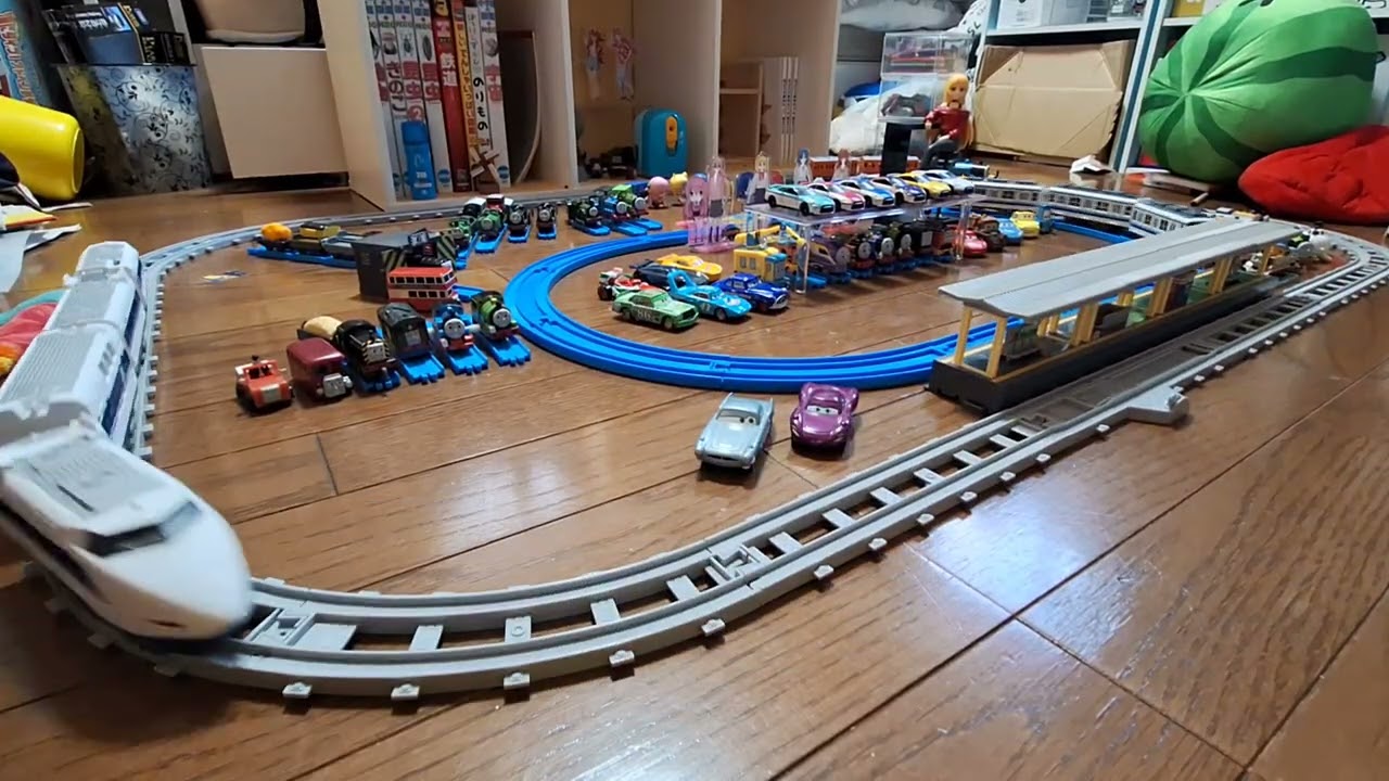 プラレール走行動画 リアルクラス100系＆東武8000型