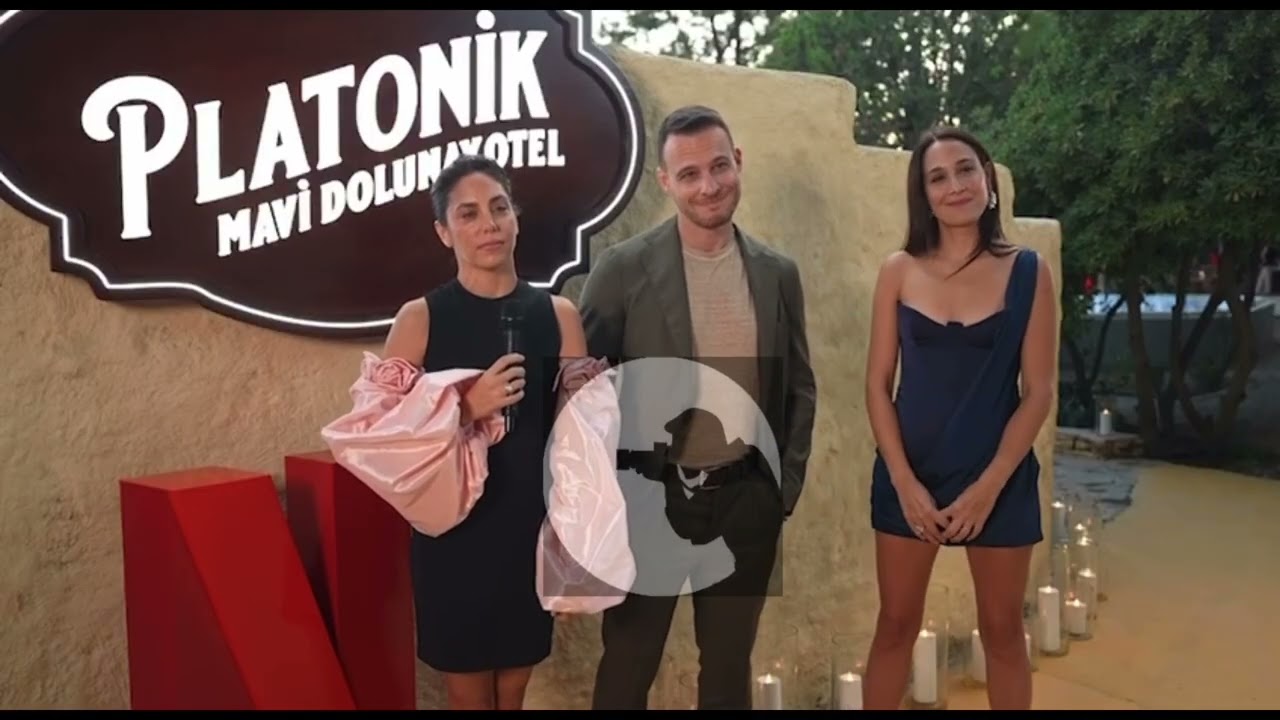 Platonik: Mavi Dolunay Otel oyuncuları , Kerem Bürsin , Öykü Karayel ve Gupse Özay..