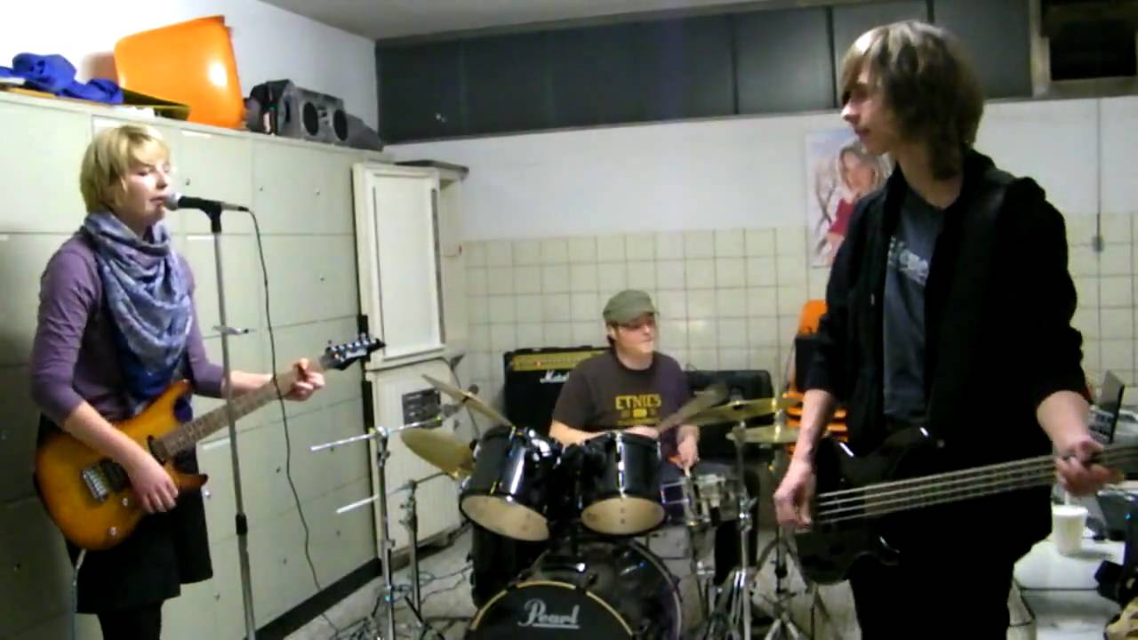 Screaming at the Wailing Wall/Blue Dice - Proud Mary