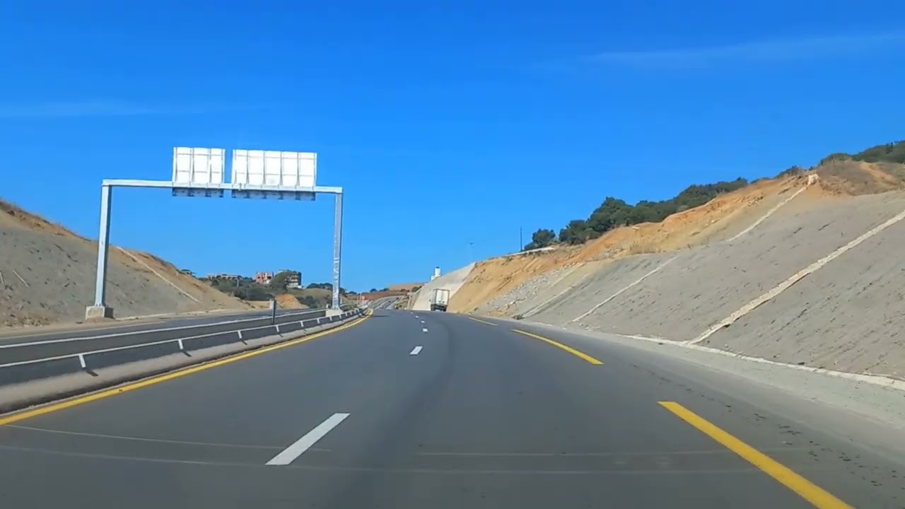 تعرفو على الطريق السيار الرابط بين الثنية تيجلبين  زموري في ولاية بومرداس