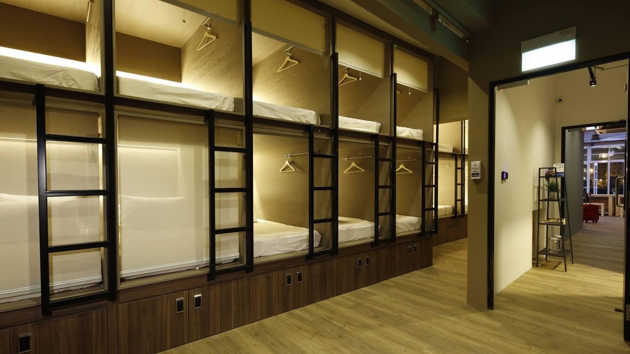 BEAT. Capsule Hostel @ Boat Quay, Singapore | Travel With Bhavya