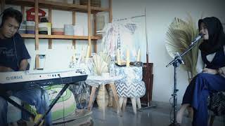 Download Lagu LIVE MUSIK COVER|MELUKIS SENJA-BUDI DOREMI|SENANDUNG INDAH MP3