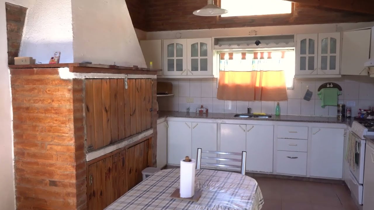 CASA 3 DORMITORIOS - COCHERA - PATIO - PTO MADRYN