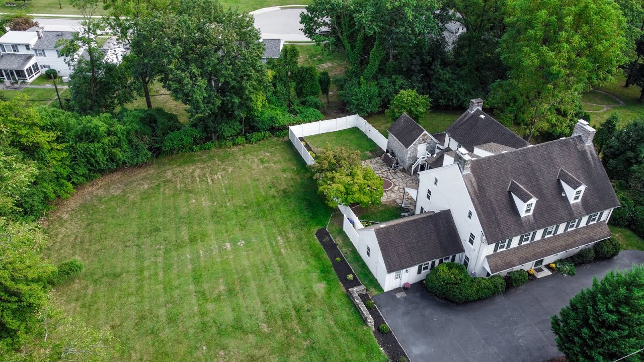 500 E Mill Road Flourtown, PA | ColdwellBankerHomes.com