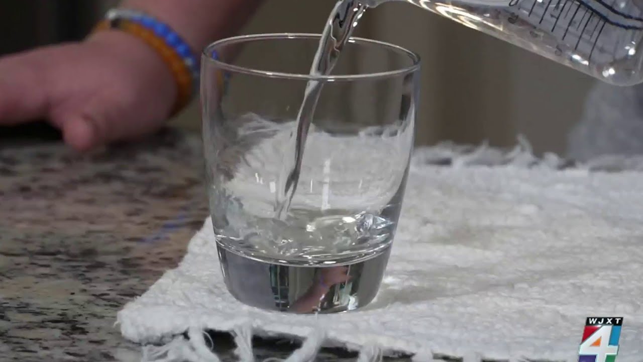 Nearly 80 Of People Aren T Drinking Enough Water Try These Water Rich Foods To Keep You Hydrated Nearly 80 Of People Aren T Drinking Enough Water Try These Water Rich Foods To Keep You Hydrated