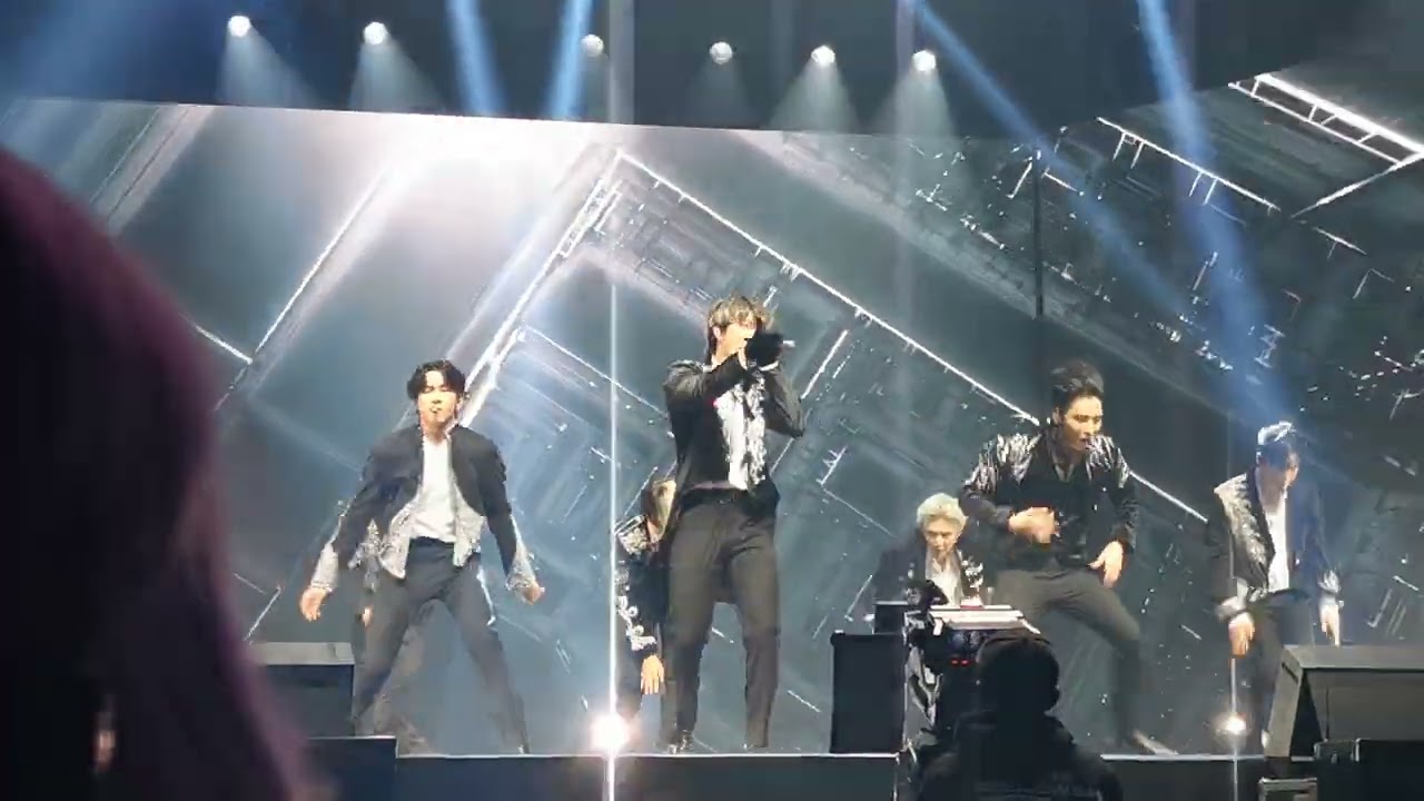 Ateez Say My Name Live at the OVO Wembley Arena London 30.04.22 4k HD Fancam