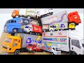 We have collected a lot of minicars, which are working cars that transport various things☆Trucks!