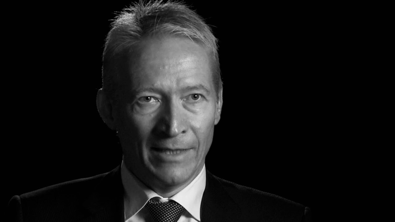 Lars Rasmussen: Ledelse handler om at være positiv - også i dårlige ...