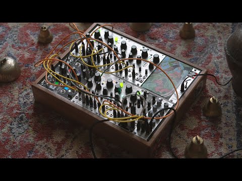 Mare lunare, Blips and bloops Generative improvisation with modular synth