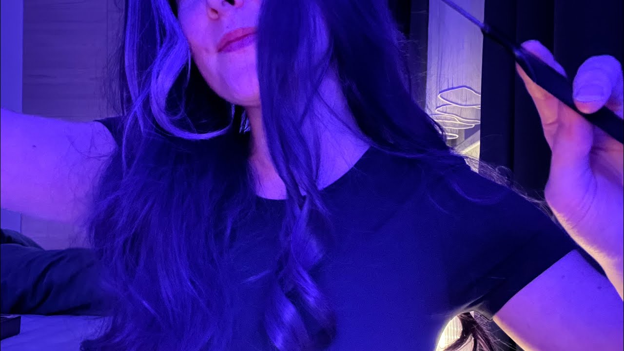 ASMR Učešu tě na cestu domů ✨ Pozor na upíry ✨ Mileniálská pěšinka ✨ Čtení ✨