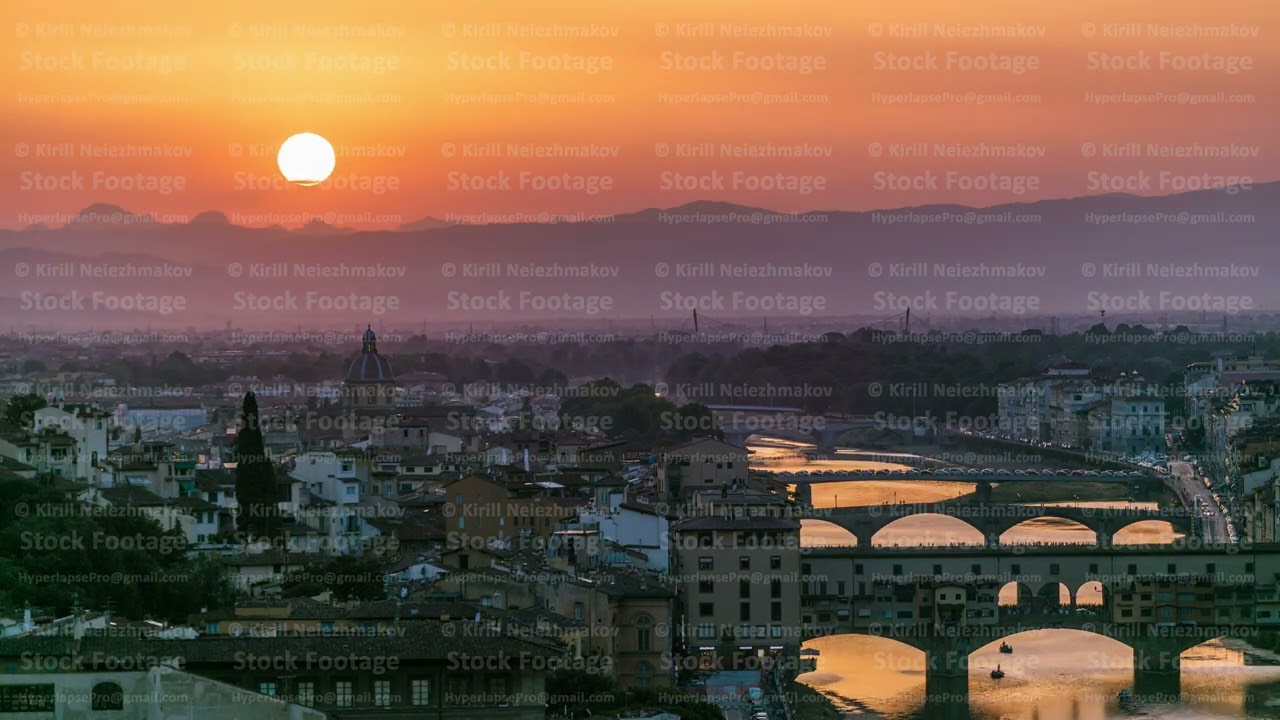 Skyline view of Arno River timelapse. Ponte Vecchio from Piazzale Michelangelo at Sunset, Florence