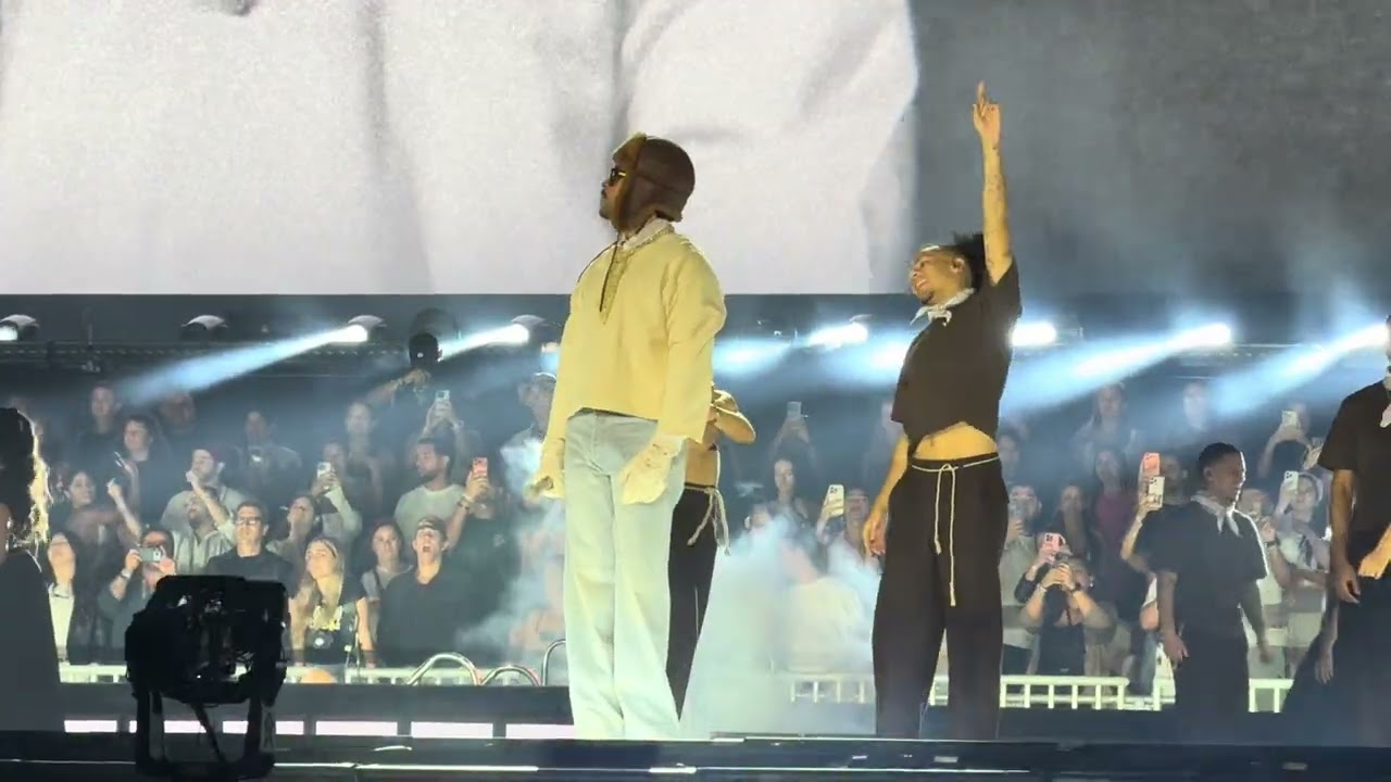 Ojitos lindos - Bad Bunny (13/02/26 Buenos Aires) 