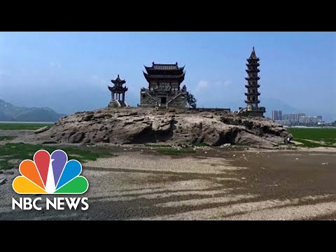 China's Drought Shrinks Poyang, Its Largest Freshwater Lake