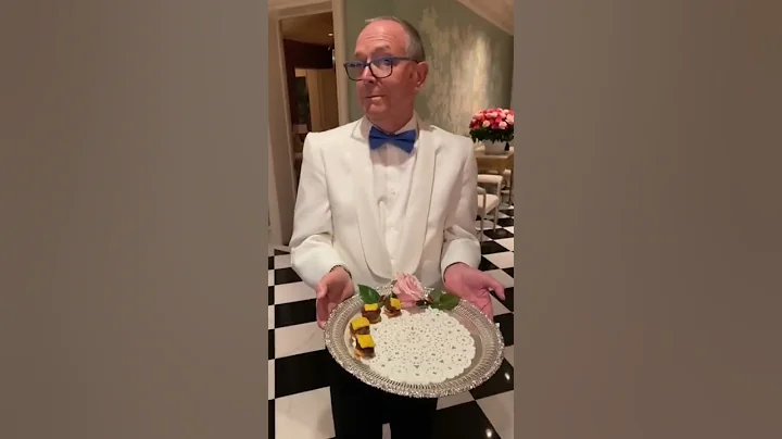 Cocktail at Kathy Hilton's House