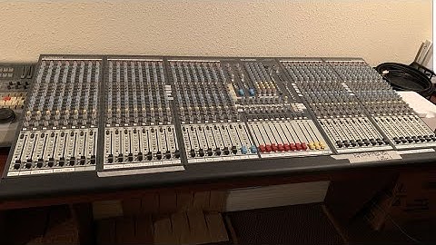 Allen & Heath GL2800 - 40 Input Channel Mixer - 10 Aux Outputs