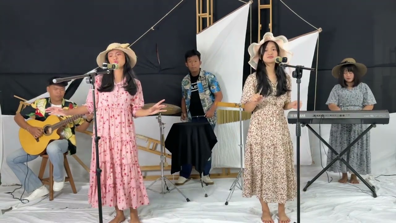 Puisi Pilihan: “Lanskap Pantai” Karya  Dorothea Rosa Herliany