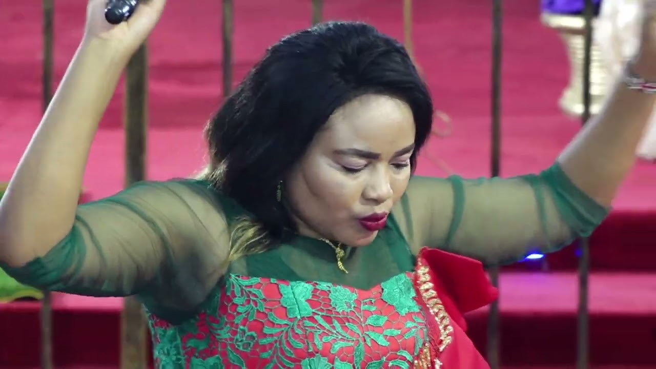 ELIZABETH MAINA PRAISE & WORSHIP 18 SEP 2022 AT NENO EVANGELISM