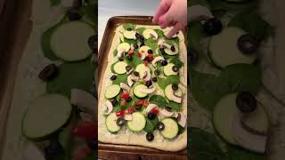 Homemade Papa Murphy’s Veggie Pizza #dinner