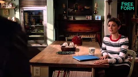 Chasing Life - 2x05 Sneak Peek: April's Book & Leo...