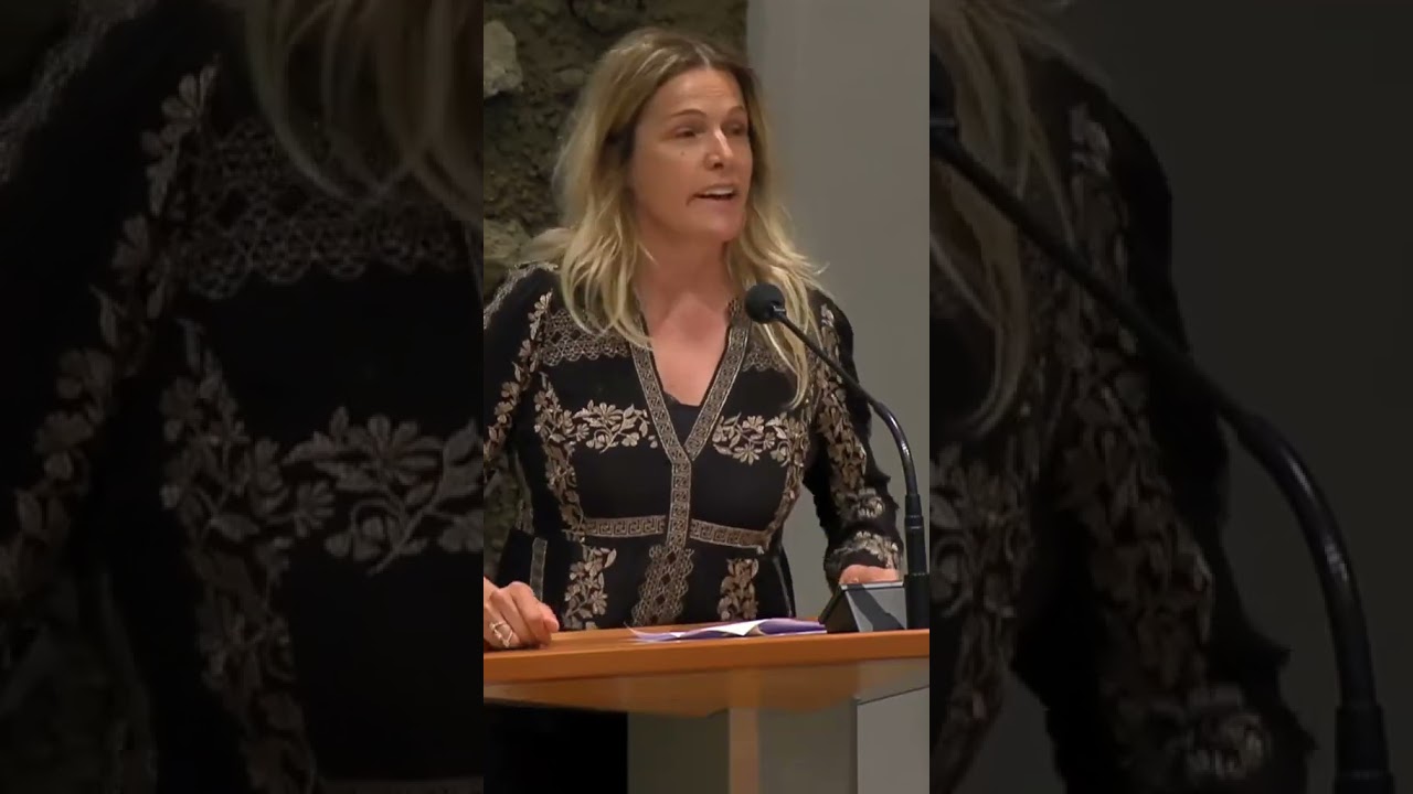 Gideon van Meijeren (FVD) roast oud presentator Lingo, Lucille Werner (CDA)