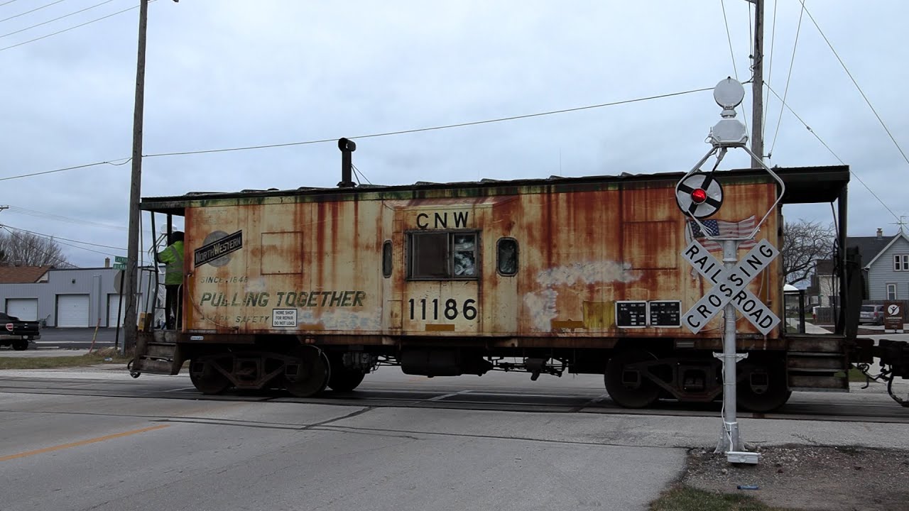 The Last Wigwags: Union Pacific Sheboygan Local Freight Train Chase 11/30/2020