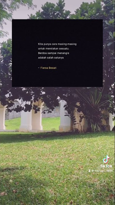 Story wa berdoa dan menangis