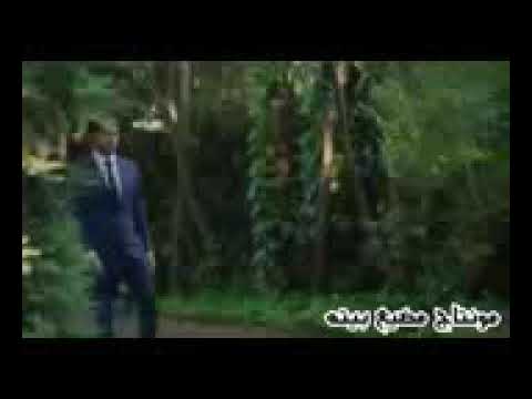 اضل واگف جبل متهزني الايام صافن على همومي وگاعد اتفرج اسف يافرح سديت الكتاب حبيت الحزن مارايد 