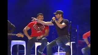 Enrique Iglesias And Arturo Quitevis Interviewed By Tv Azteca After Performing On Stage