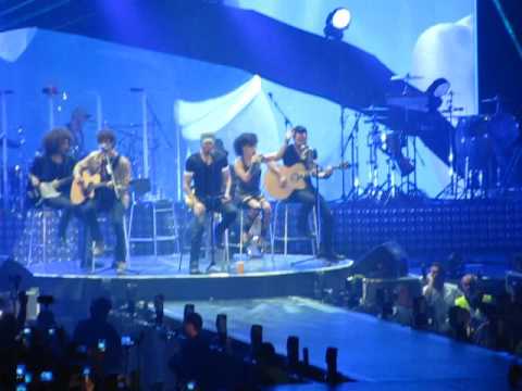 Enrique Iglesias - Ring my bells Sofia - YouTube