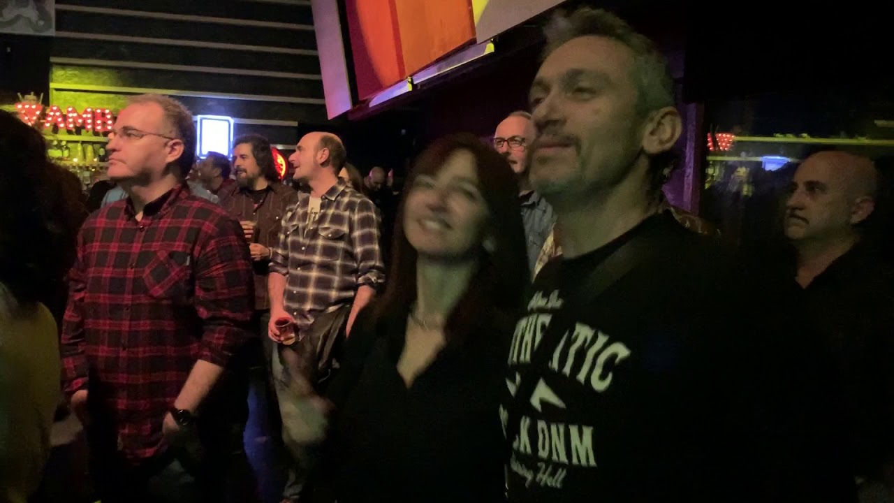 Los DELTONOS “Hombre Enfermo” + "(Creo que) He vuelto a beber" live Las Armas Zaragoza 13/12/19