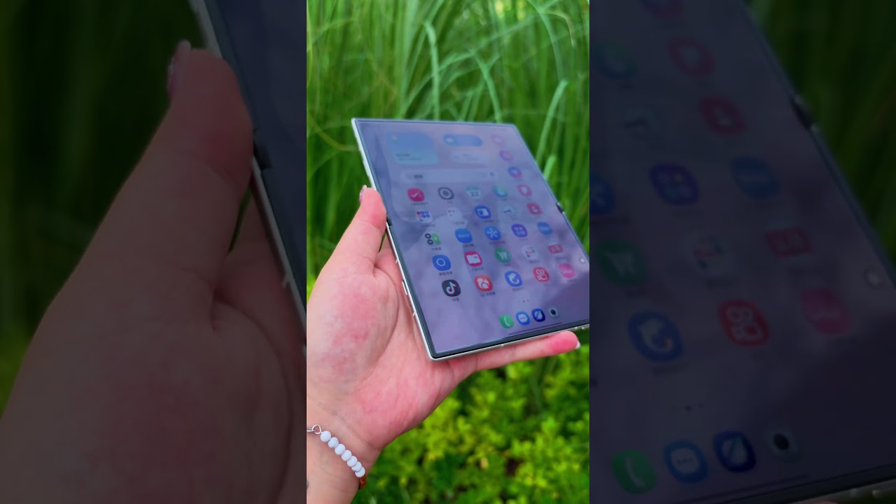 No hype, no bias, hands-on experience reveals the true quality of Samsung's new foldable screen