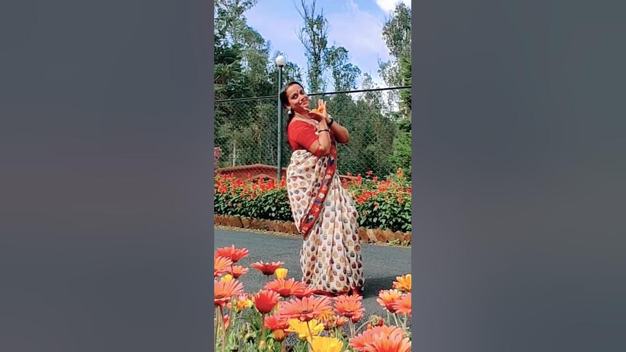 JISOO FLOWER dance | in saree #jisoo #blackpink #jisooflower #shorts #ytshorts #sabitha #korean JISOO FLOWER dance | in saree #jisoo #blackpink #jisooflower #shorts #ytshorts #sabitha #korean