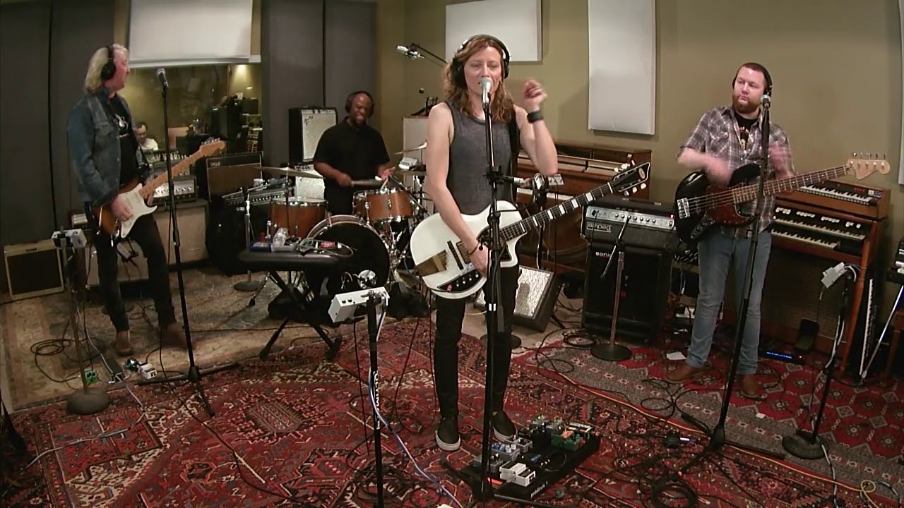 Michelle Malone - Full Session - Daytrotter Session - 7/2/2018