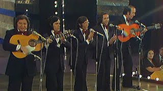 Los Romeros de la Puebla. La novia del campesino y Popurri 1977 (Directo) chords
