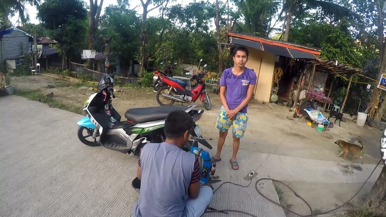 Lihim na Batis Trail Ride's Honda CB 400