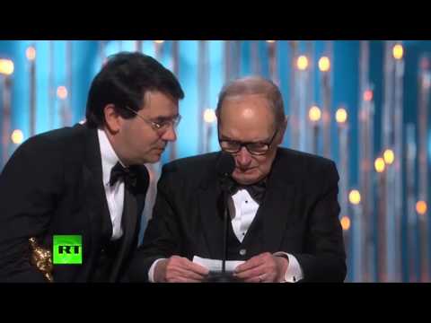 Ennio Morricone wins Oscar for Quentin Tarantino's The Hateful Eight score