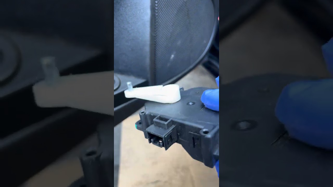 2006 Cardillac CTS 3.6L -Blend Door Actuator Replacement