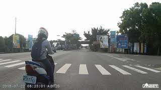 20180722 MT-15 行車紀錄器 (082048A