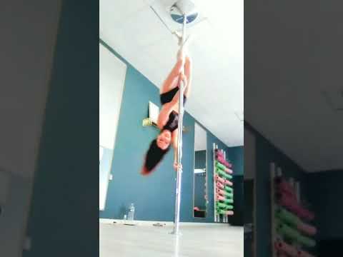 pole dance butterfly to aicha.split/ vortex